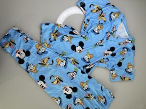 Pijama manga curta/calça turma do Mickey